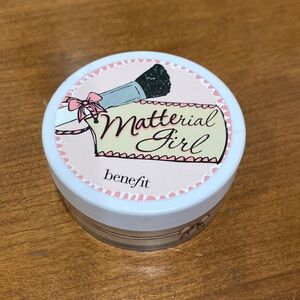 NWOB Benefit Matterial Girl Setting Powder